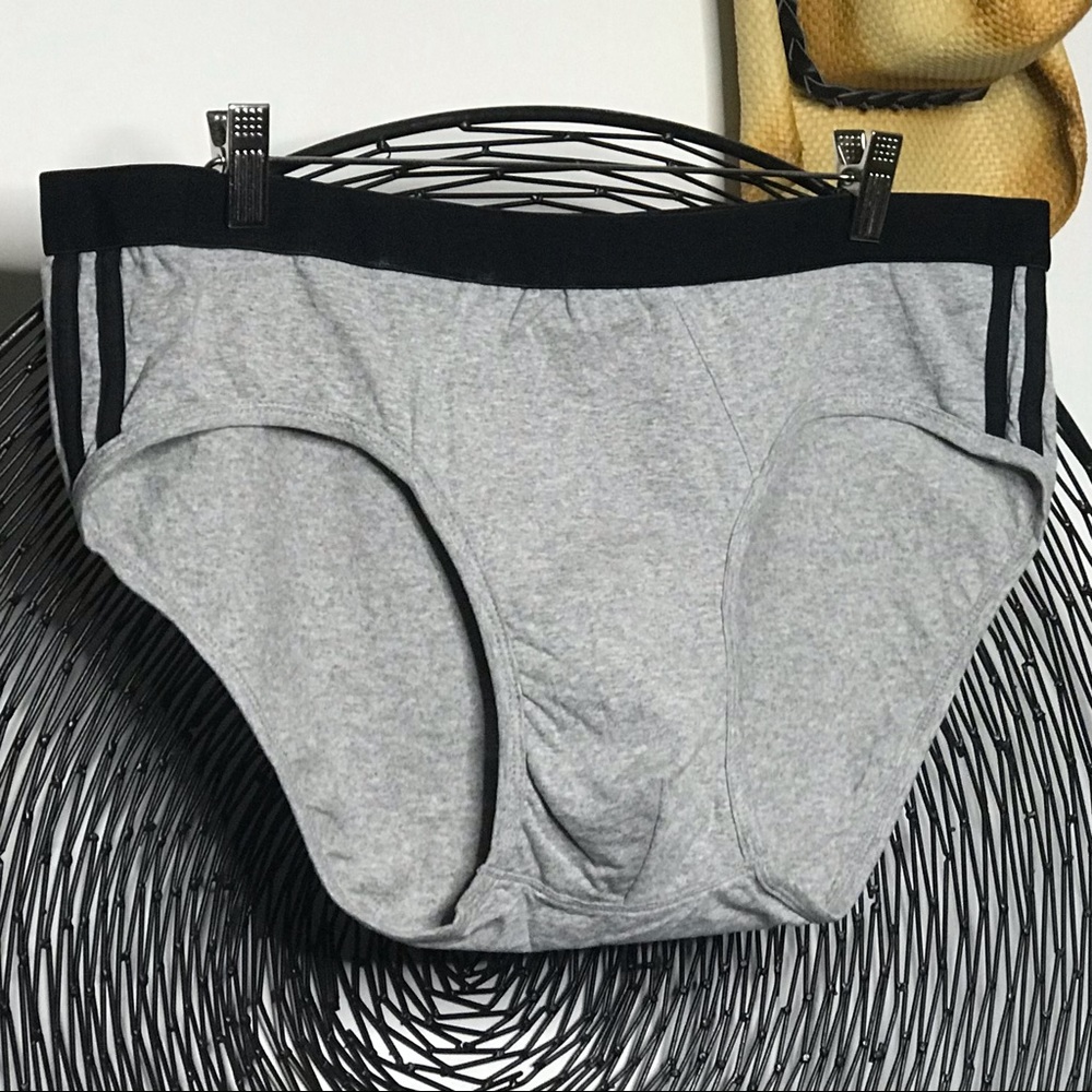 NWOT VINTAGE 2 PACK MURANO BRIEFS XL